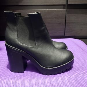 H&M Platform boots